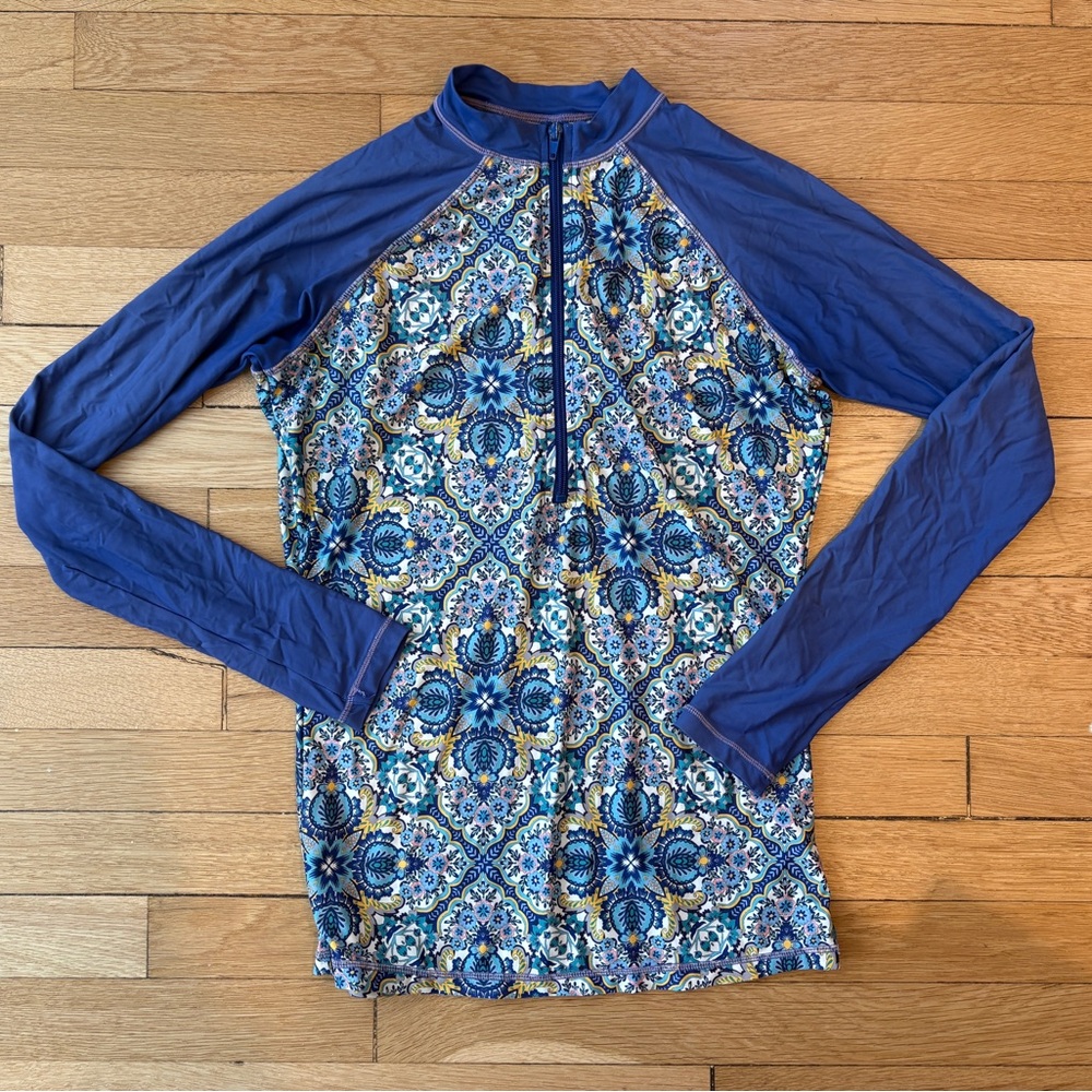 Anthropologie Allihop Blue & White Paisley Geometric Swim Rashguard Rash Guard S